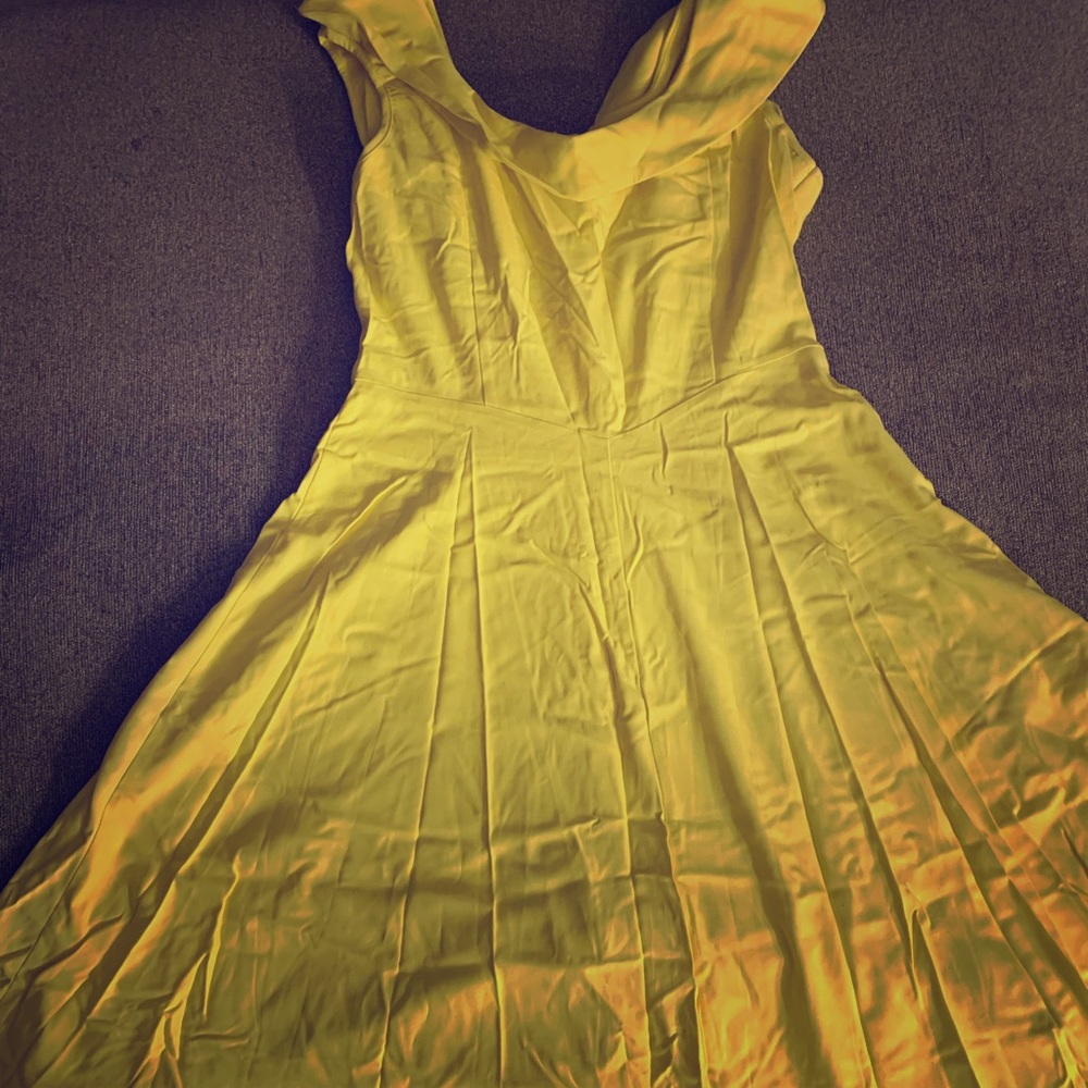 Yellow cocktail dress off the shoulder